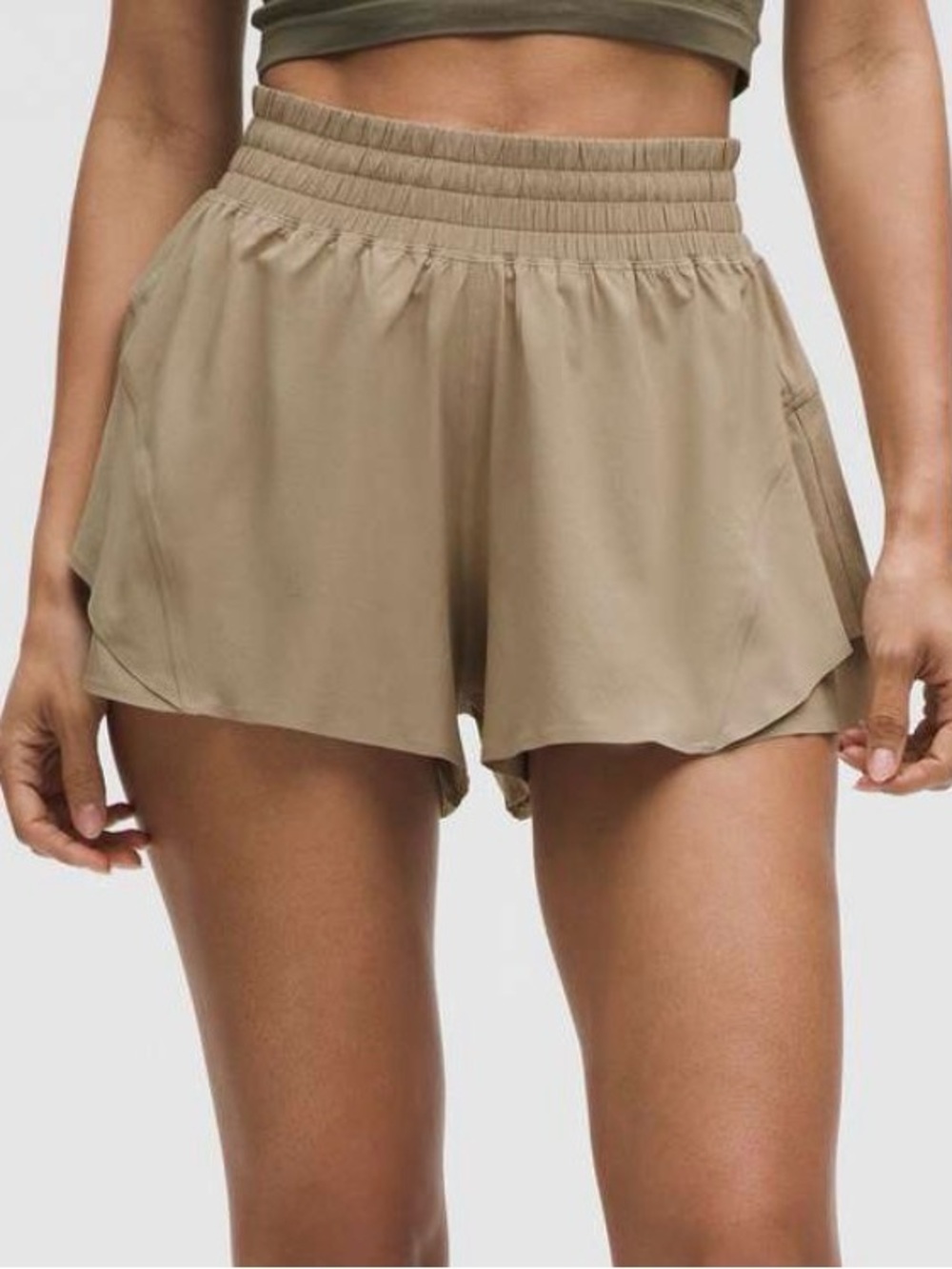 Lululemon shake it out 2.5 high rise short